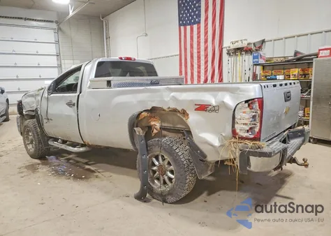 2010 Chevrolet Silverado K2500 Heavy Duty Lt from USA, damaged, VIN 1GC3KXBG9AF142050